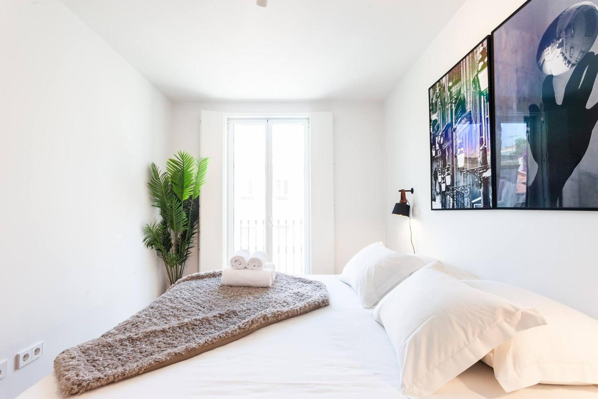 My Lx Flat Graca Lighting Design Apartment Lisbon Bagian luar foto